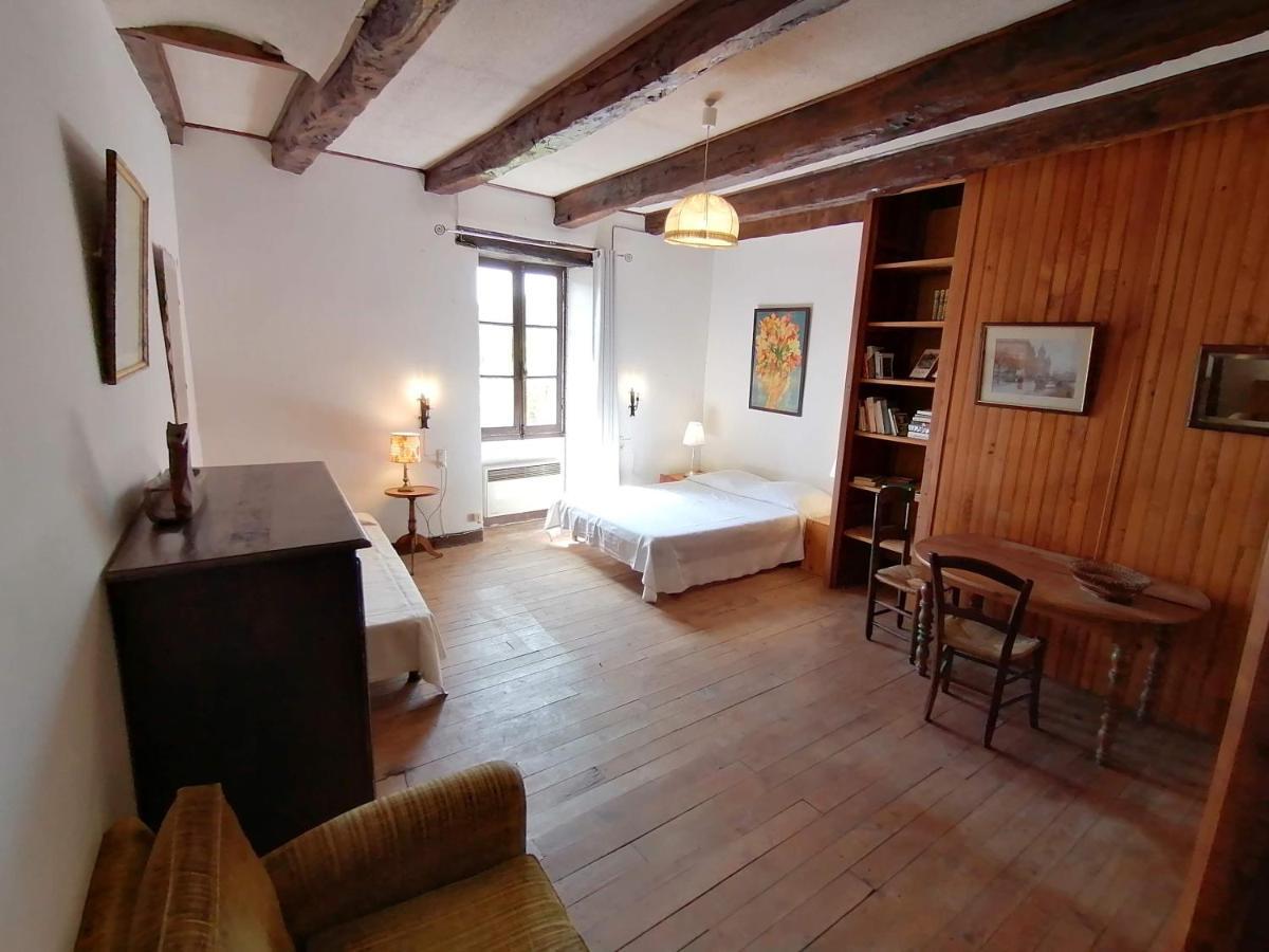 11 Rue Basse Najac Villa Luaran gambar